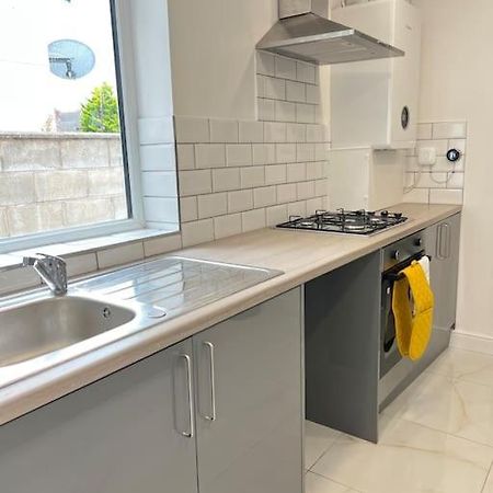 Catherine 5 Bedroom House Crewe Εξωτερικό φωτογραφία