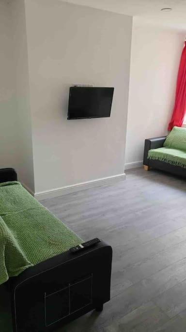 Catherine 5 Bedroom House Crewe Εξωτερικό φωτογραφία