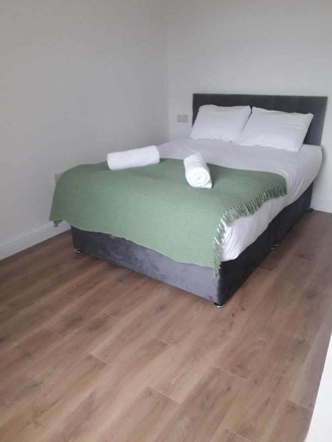Catherine 5 Bedroom House Crewe Εξωτερικό φωτογραφία