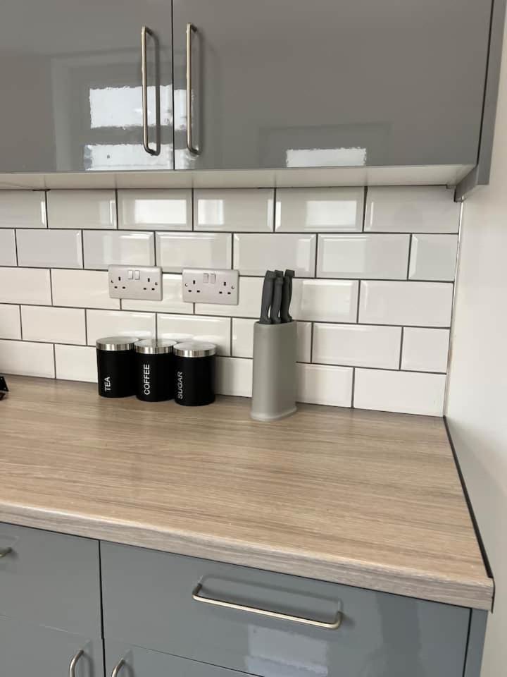 Catherine 5 Bedroom House Crewe Εξωτερικό φωτογραφία