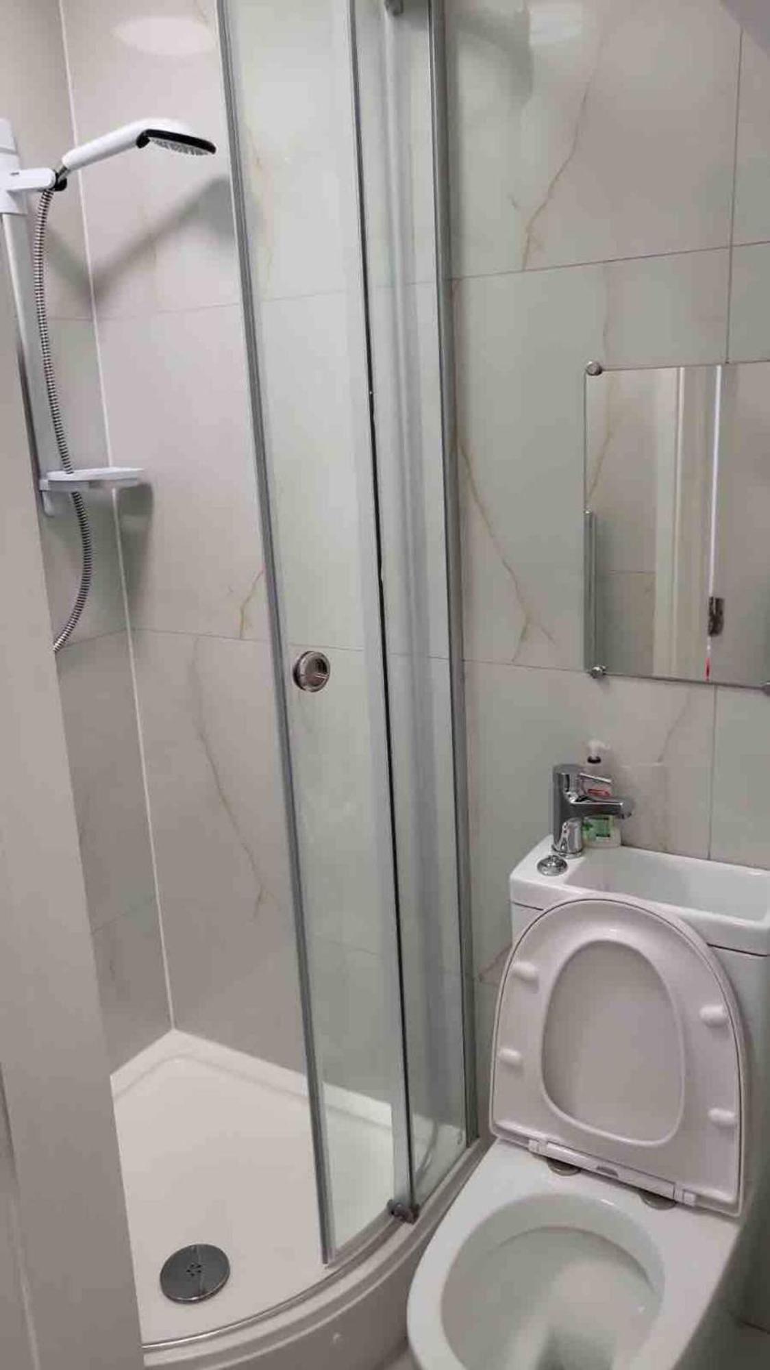 Catherine 5 Bedroom House Crewe Εξωτερικό φωτογραφία