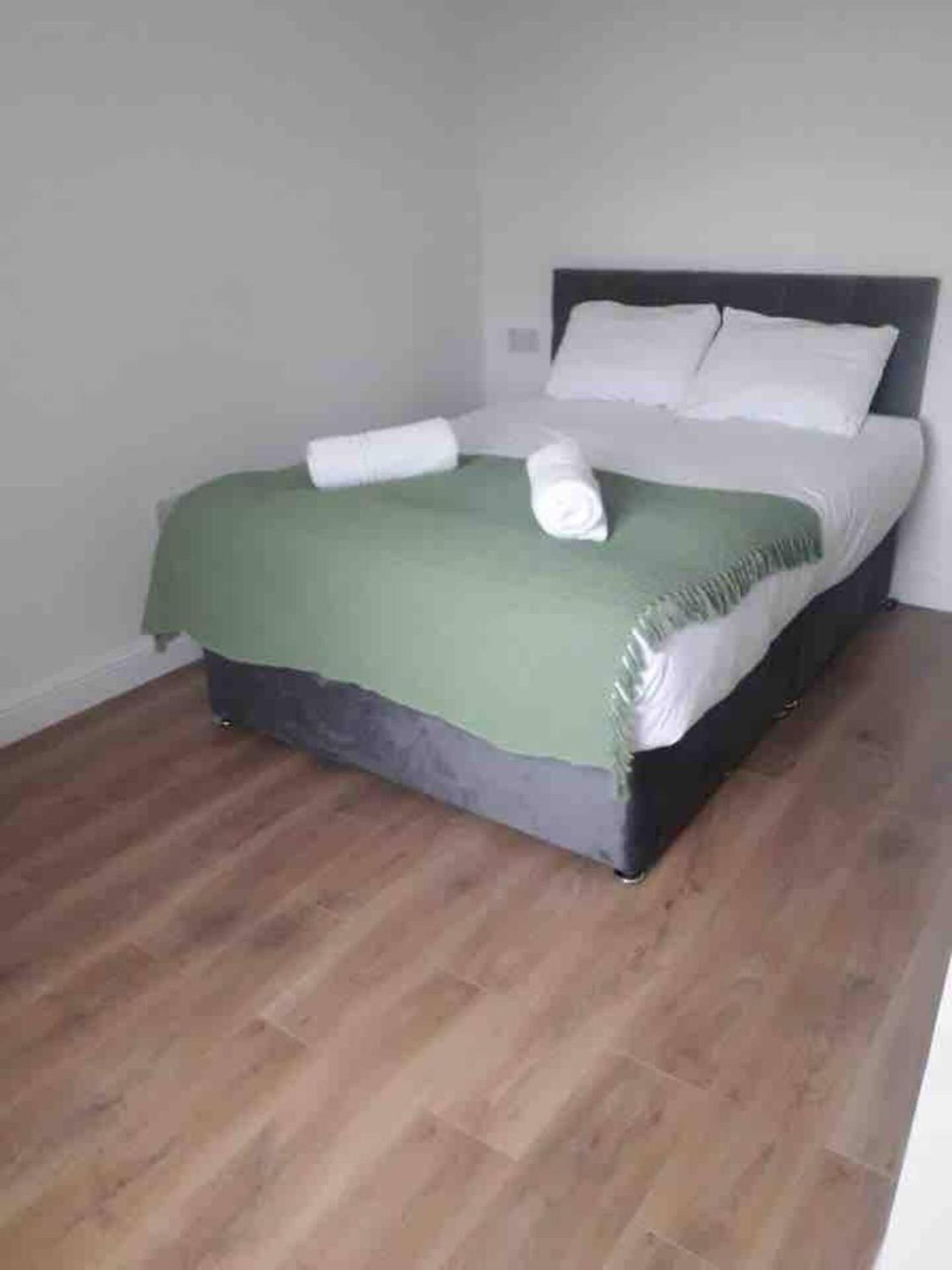 Catherine 5 Bedroom House Crewe Εξωτερικό φωτογραφία